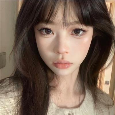 金发奇女